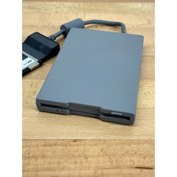 Toshiba PC Card Floppy Disk Drive Kit PA2612U Vintage Laptop Computer - Picture 4 of 9